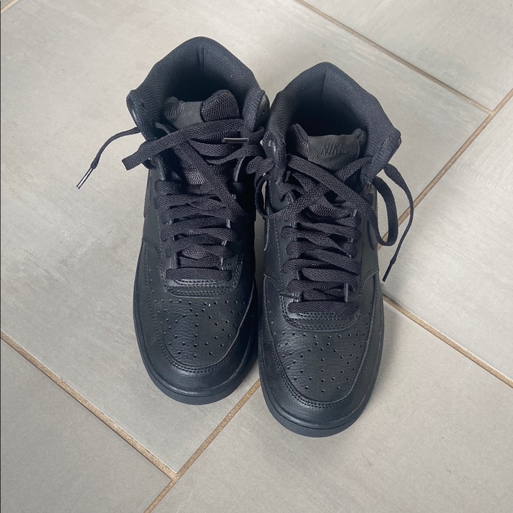 Nike Men's Black High-Top Sneakers